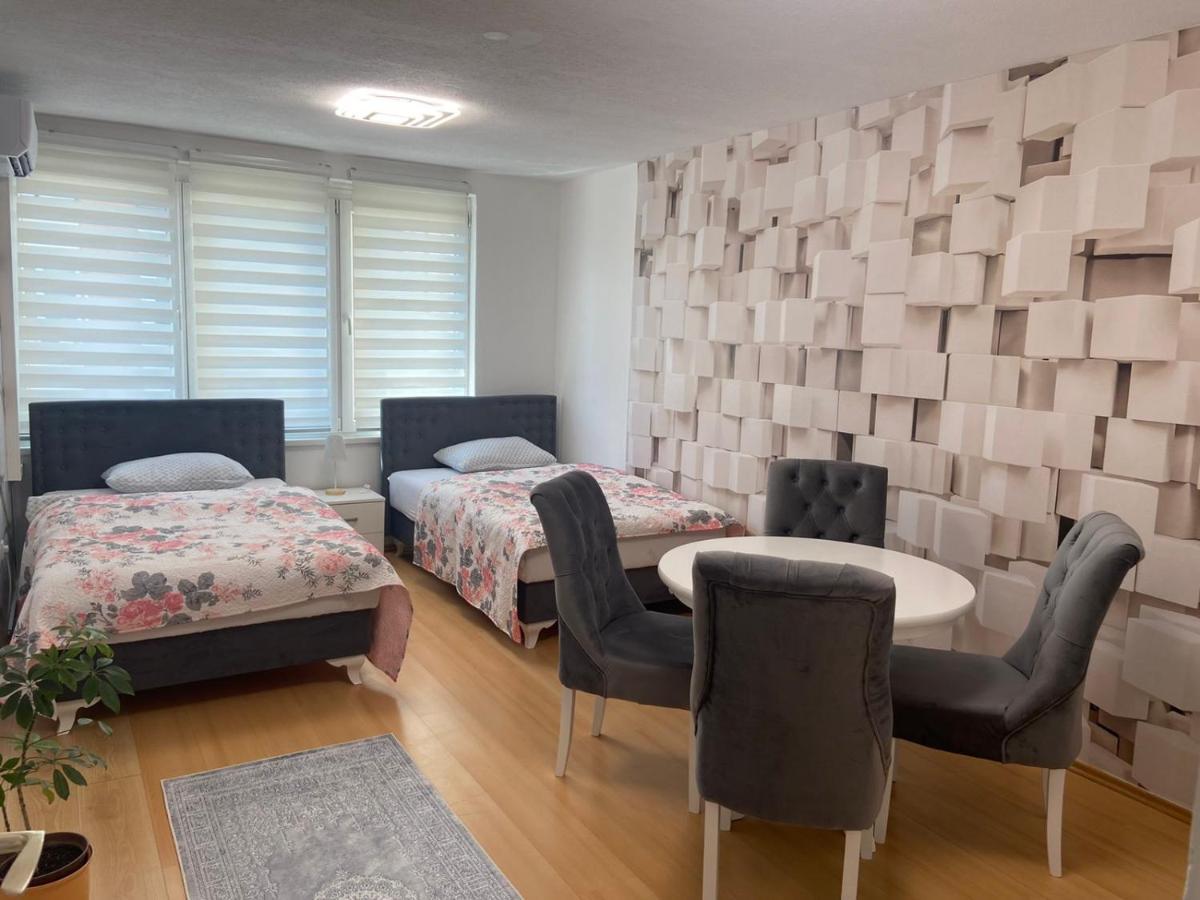 Apartman Citylux Bihac Bagian luar foto